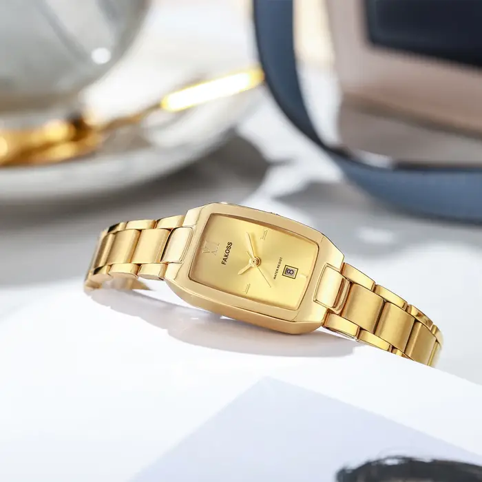 Montre dorée WWOOR pour femmes, montres de mode, montres-bracelets à quartz étanches pour femmes, bracelet élégant en acier inoxydable, montres pour femmes
