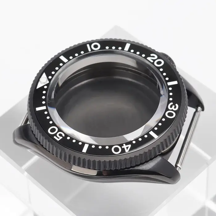 Boîtier de montre en acier SKX013 38 mm pour mouvements NH34 NH35 NH36 NH38