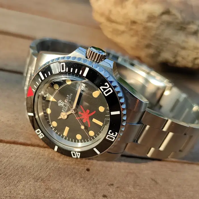 Montre de plongée automatique Vakuy vintage Oman à double lame