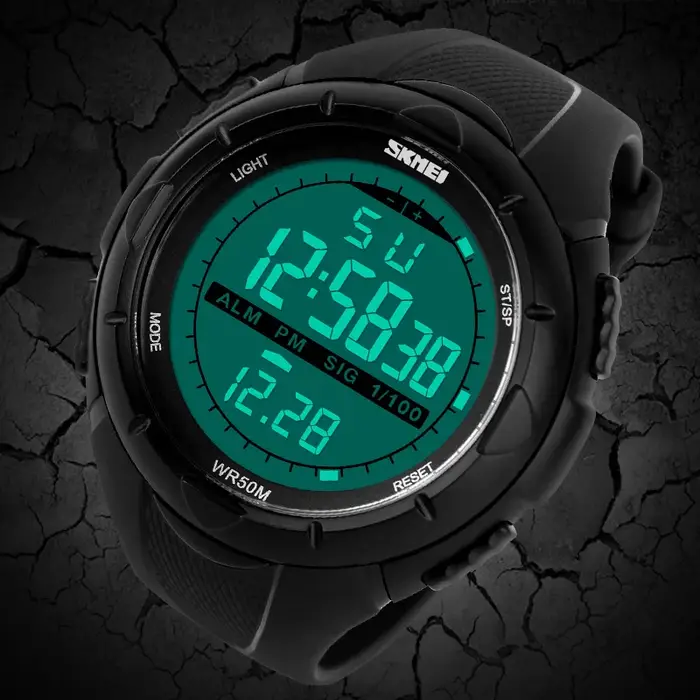 Montres de sport militaires numériques pour hommes