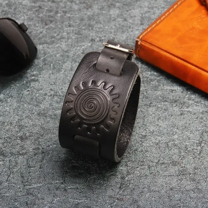 Bracelet large en cuir pour homme