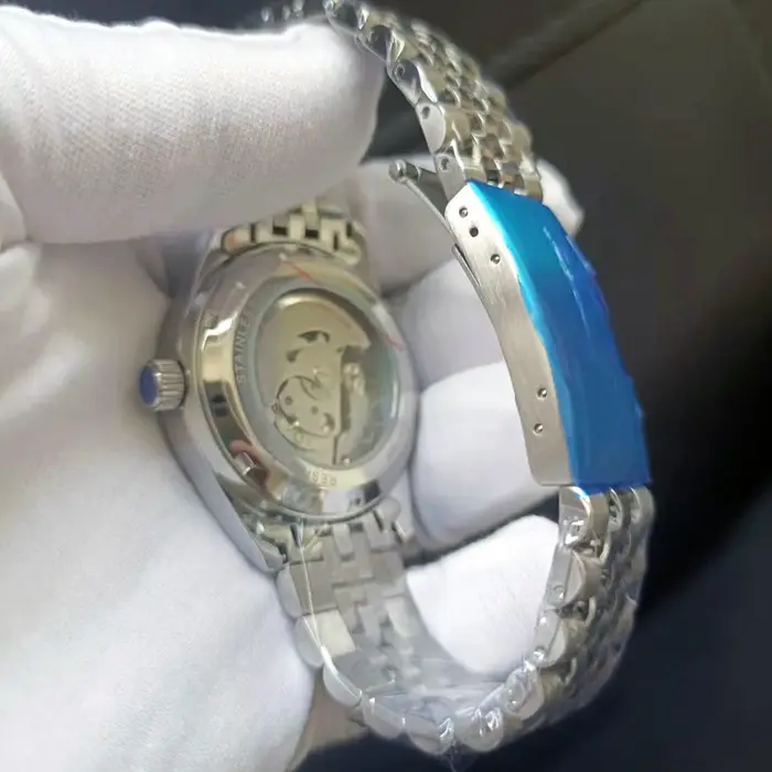 Montres arabes bleues pour bébé