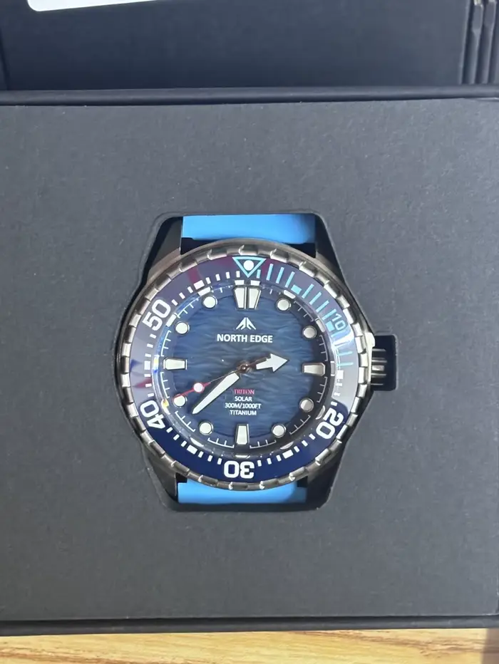 Nouvelle montre de plongée solaire NORTH EDGE 2025 TRITON pour hommes