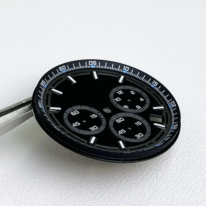 Cadran de montre moderne Racer sans logo 35