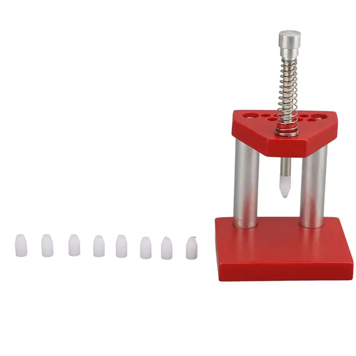 Outil de pressage de montre avec embouts fixes