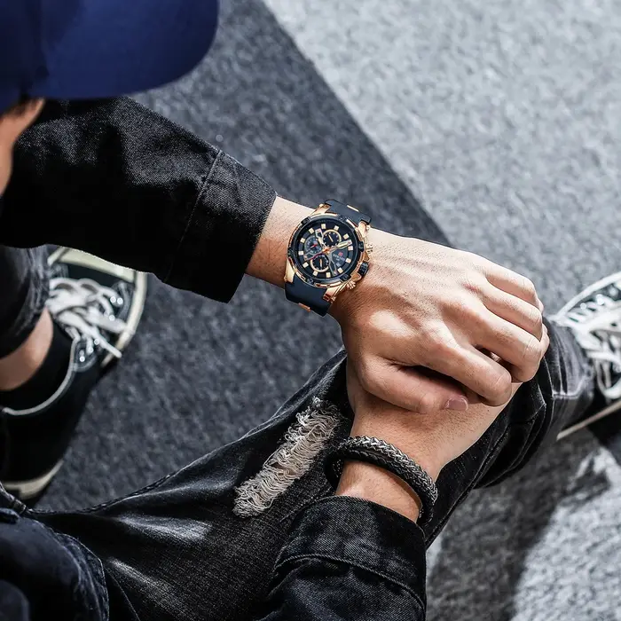 Montre-bracelet de sport à quartz de luxe pour homme