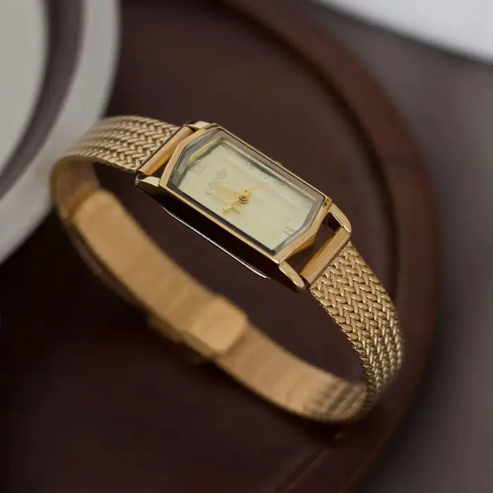 Montres pour femmes, cadran carré élégant, mouvement à quartz, montre-bracelet étanche en acier inoxydable, montre pour femmes, cadeau féminin, cadeau femmes
