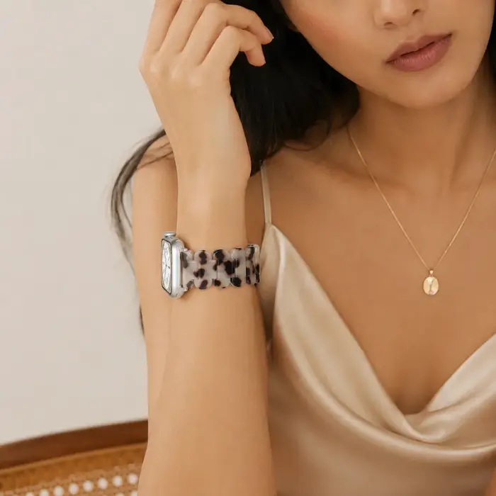 Bracelet pour Apple Watch, 45mm 44mm 42mm 40mm 41mm 38mm, en résine élastique, à la mode, correa iwatch series12 11 9 8 7 Ultra3/2/1
