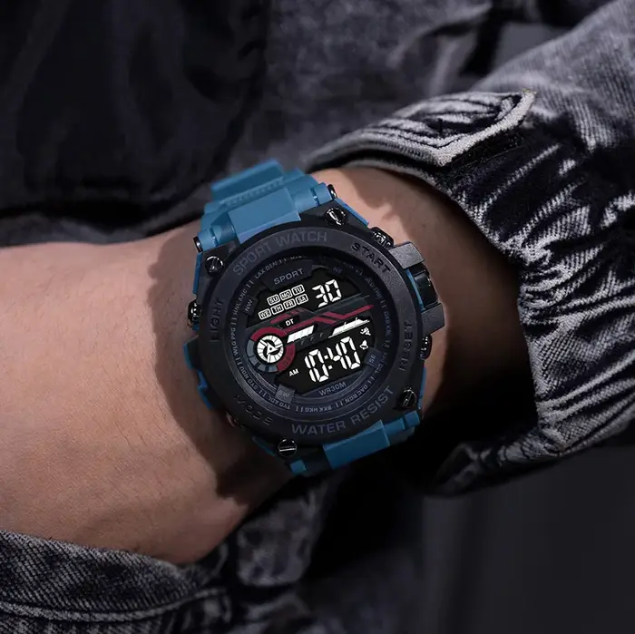 Nouvelle montre électronique de sport pour homme
