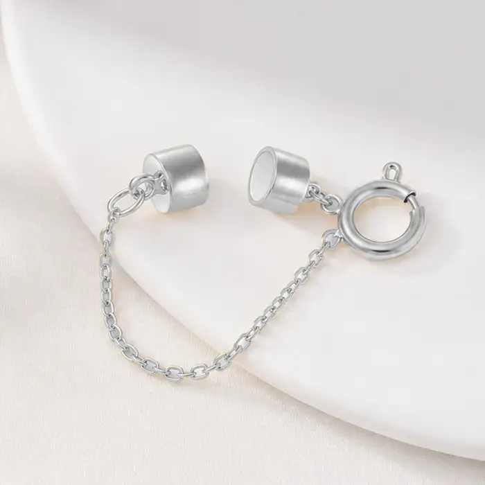 Lot de 5 fermoirs et attaches magnétiques pour bracelets avec chaîne de sécurité, convertisseur d'extension de bracelet anti-chute, fermoirs magnétiques pour bijoux DIY