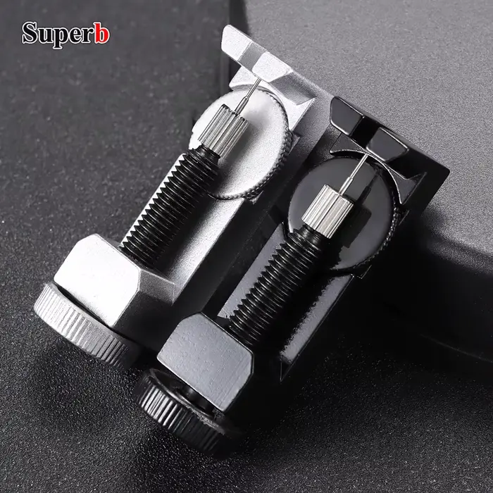 Kits d'outils de réparation de montres : Dispositif de démontage de bracelet