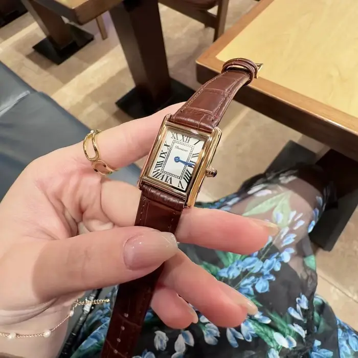 Montre femme pour filles poignet Quartz Reloj or noir rouge Rectangle Orologio dames montre-bracelet élégante bracelet en cuir véritable horloge