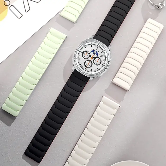 Bracelet magnétique en Silicone pour Samsung Galaxy Watch Ultra 2025