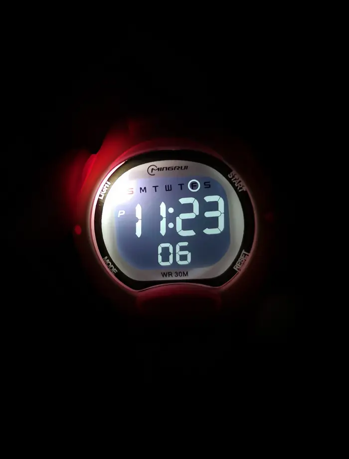 Montre numérique étanche pour enfants, pour filles et garçons, LCD noir, électronique, Sport, réveil, cadeaux