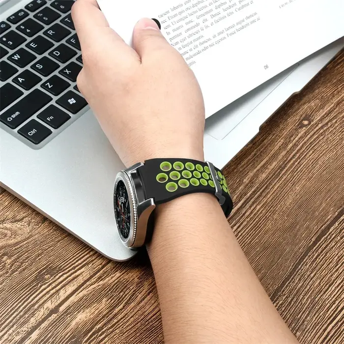 Bracelet de sport en silicone pour homme et femme