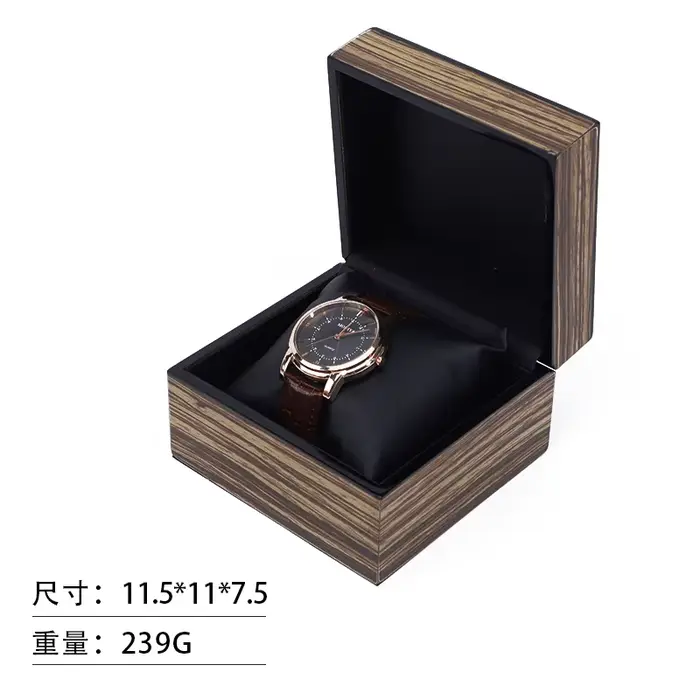 Boîte à montres classique en bois