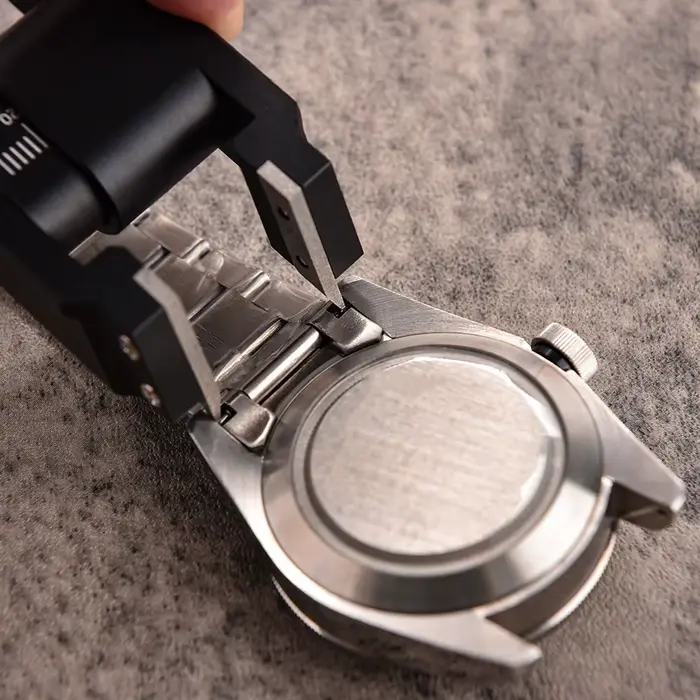 Outil de retrait de bracelet