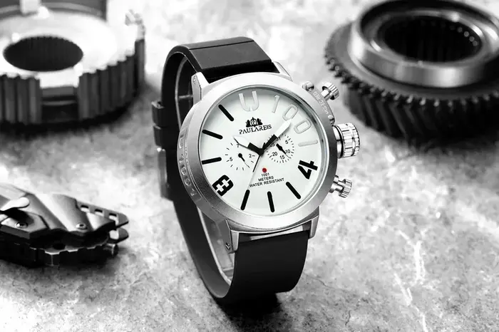 Montre existent à Remontage existent pour Homme