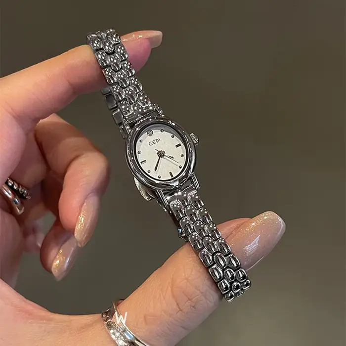 Montres GEDI pour femme, montre-bracelet vintage ovale, petite montre, cadeaux, bracelet en acier in