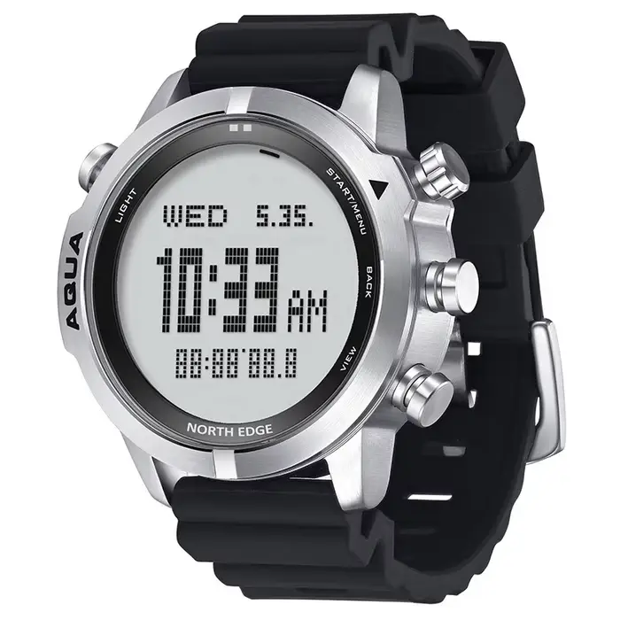 Montre de plongée, équipement, boussole, altimètre, étanche