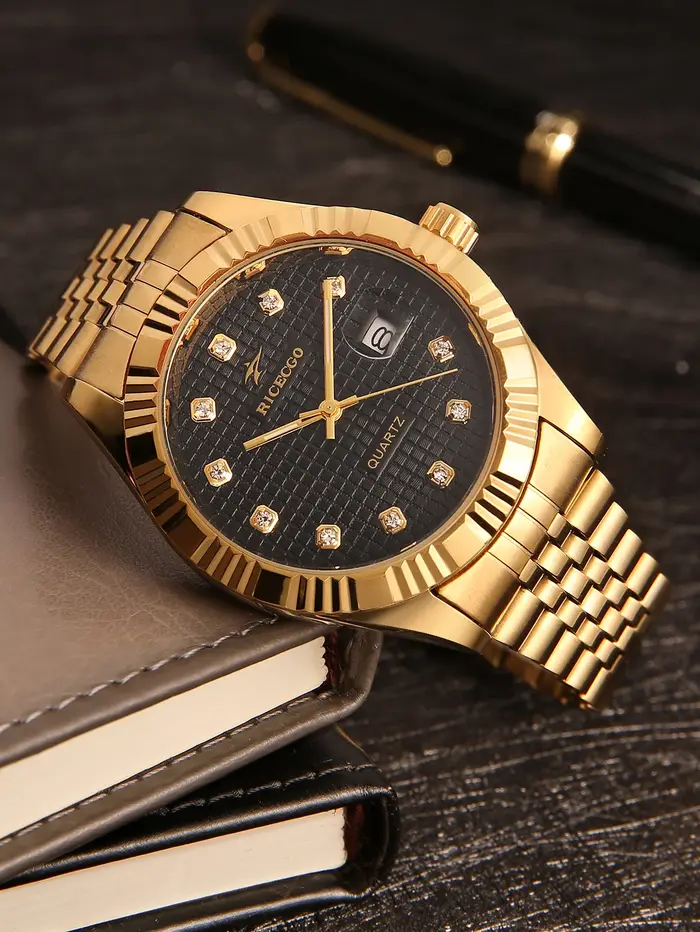 Ricecgo est une montre à quartz pour homme avec fonction calendrier