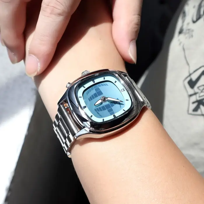 Montre à quartz pour hommes avec éclairage affichage numérique et dynamique des chiffres montre-bracelet futuriste rétro créative avec bracelet en acier inoxydable