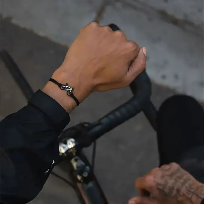 Bracelet de cyclisme de couleur noir rose