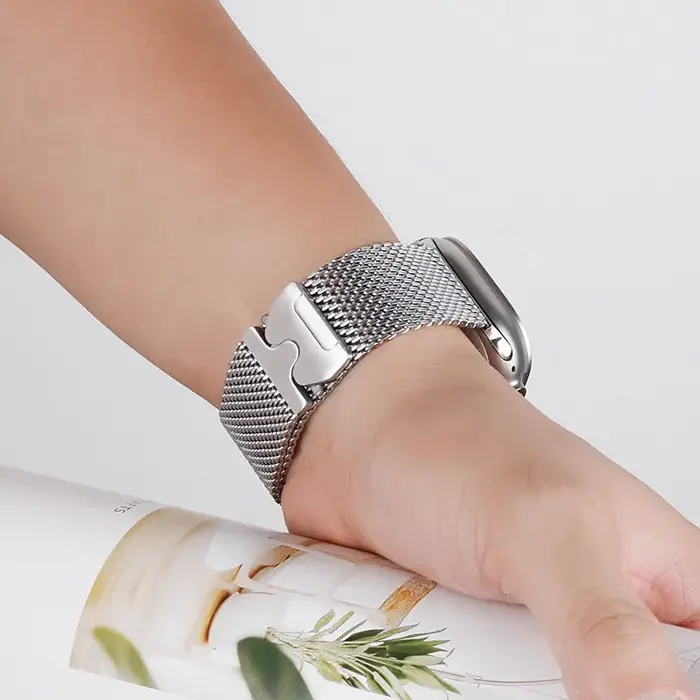Bracelet à boucle milanaise pour Apple Watch 11 10 42mm 46mm