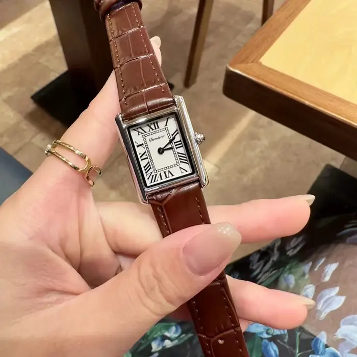 Montre femme pour filles poignet Quartz Reloj or noir rouge Rectangle Orologio dames montre-bracelet élégante bracelet en cuir véritable horloge