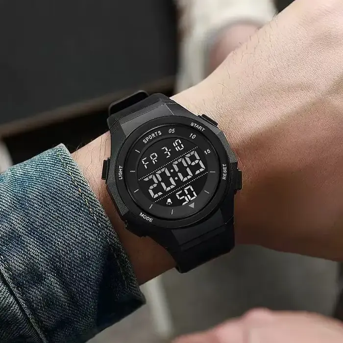 Montre électronique pour homme, tendance, sportive, anti-chute, lumineuse