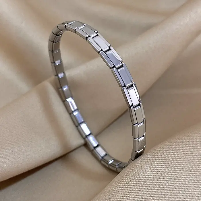 À la mode minimaliste nouveau Bracelet élastique en acier inoxydable liens italiens