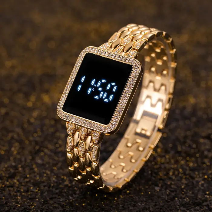 Montres numériques de luxe en diamant pour femmes