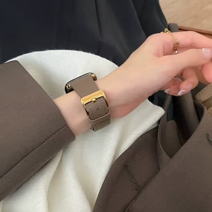 Boucle en cuir pour bracelet de montre Apple pour femmes Sport Correa 38mm 40mm 41mm 42mm 44mm 45mm 46mm 49mm