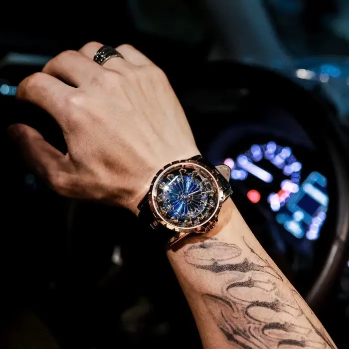 Montre pour hommes luxueuse et élégante