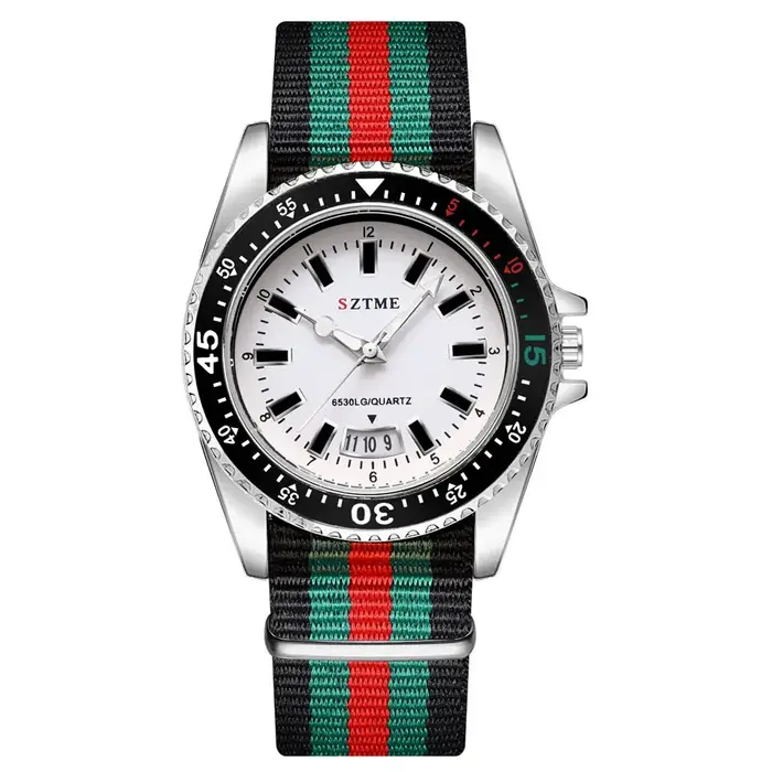 Nouvelle montre de calendrier à bracelet en nylon pour hommes à la mode