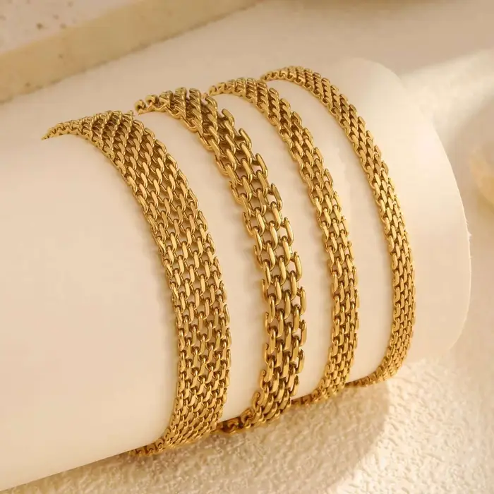 Bracelet élégant en zircone cubique pour femmes