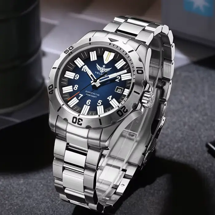 YELANG V1036S 42mm hommes montre à Quartz lumineux 10 ans Lithium suisse RONDA 715-Li mouvement 30ATM 300m étanche Style militaire