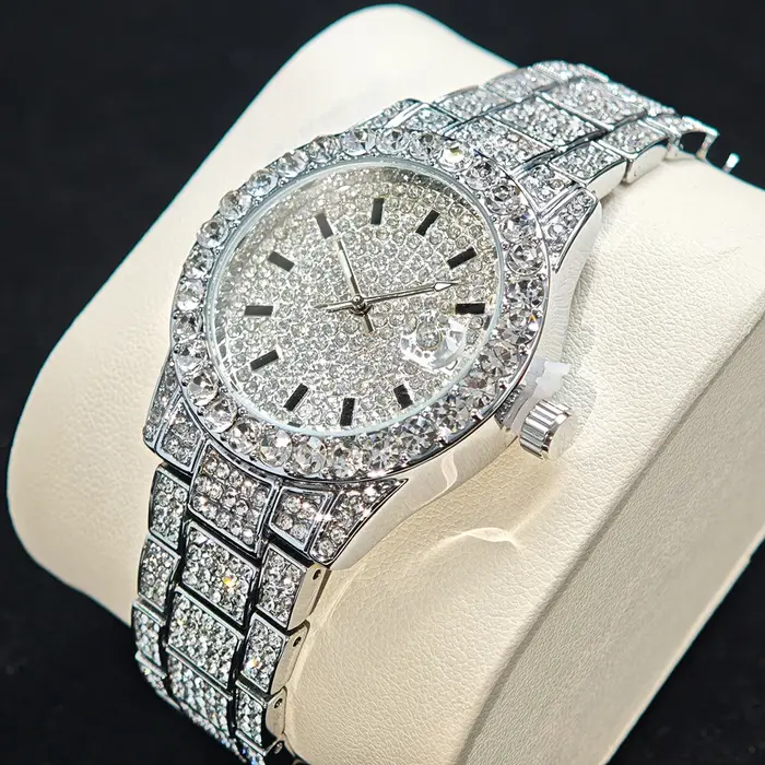 2025 mode chaude montres en or femmes de luxe en acier inoxydable élégant diamant glacé bijoux Quartz montre-bracelet dames livraison directe