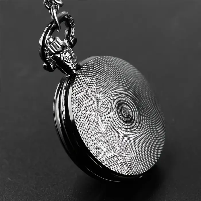 Montre de poche à quartz de moto noire vintage