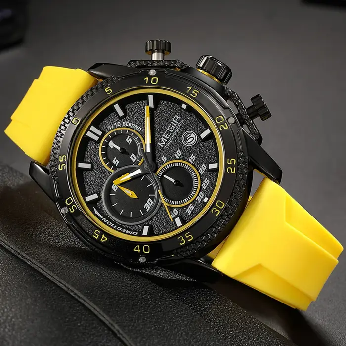 MEGIR montre pour hommes de luxe mode militaire Sport montre-bracelet pour homme étanche lumineux bracelet en Silicone Quartz chronographe 2211