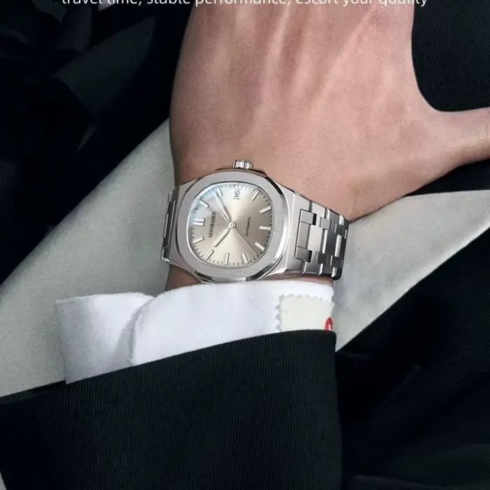 Nouvelle montre automatique pour femmes et hommes