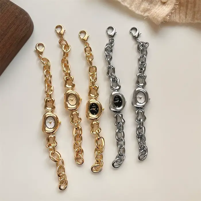 Nouvelles dames personnalisées montres Vintage pour femme fille étudiant mignon bijoux Bracelet Cool femmes montres avec forme spéciale