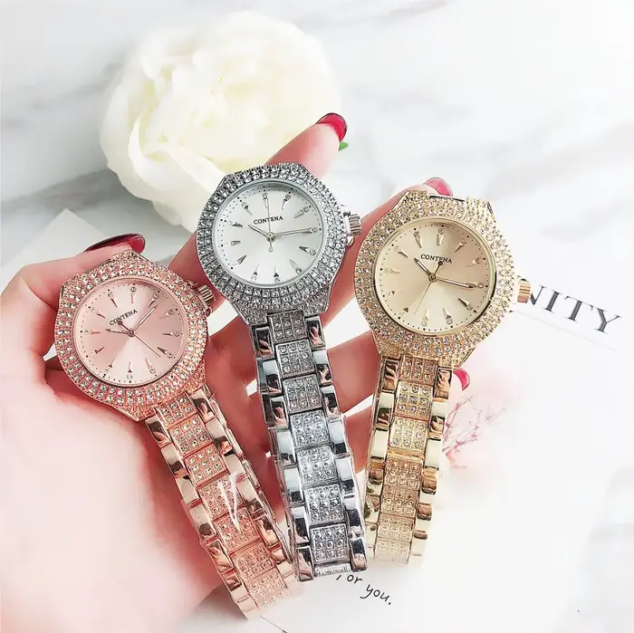Montre Genève avec biscuits pour femme