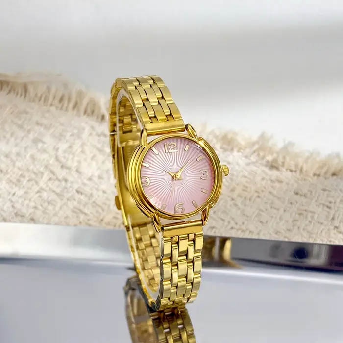 Montre en or pour femme : cadran rond effet soleil, bracelet en acier inoxydable, montre-bracelet de luxe légère
