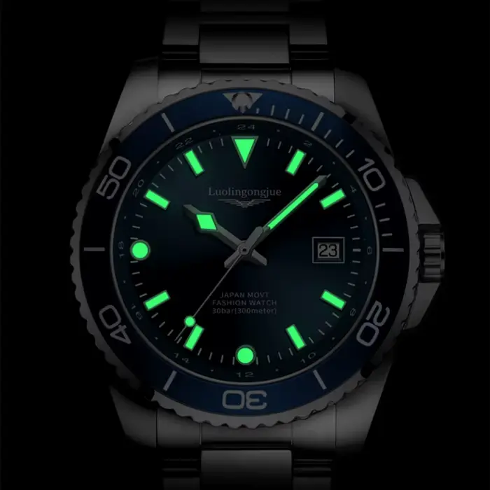 Montre à quartz de luxe pour homme
