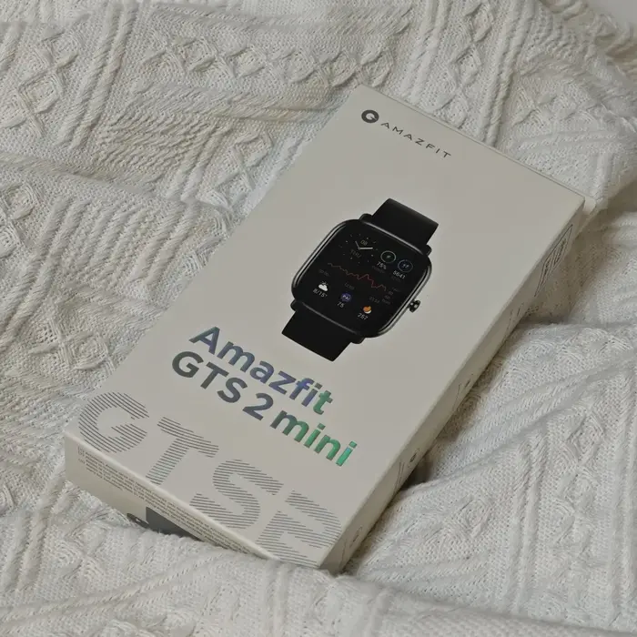 Amazfit-GTS 2 Mini GPS Smartwatch pour Homme et Femme