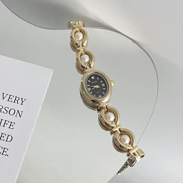 Nouvelle offre spéciale ovale belles dames Vintage montres pour femme fille étudiant mignon élégant petites femmes