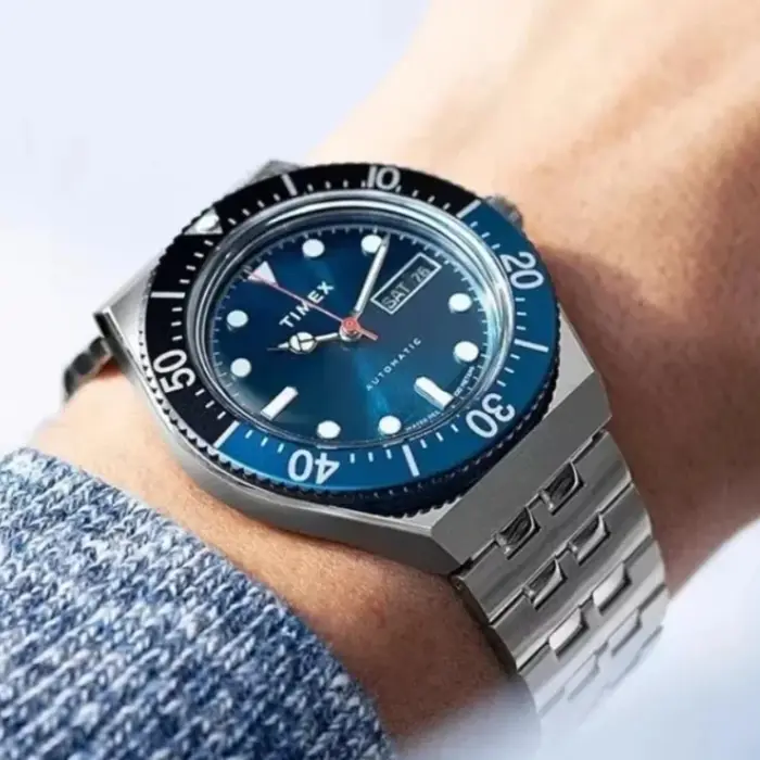 Montre automatique mécanique TIMEX de luxe avec calendrier