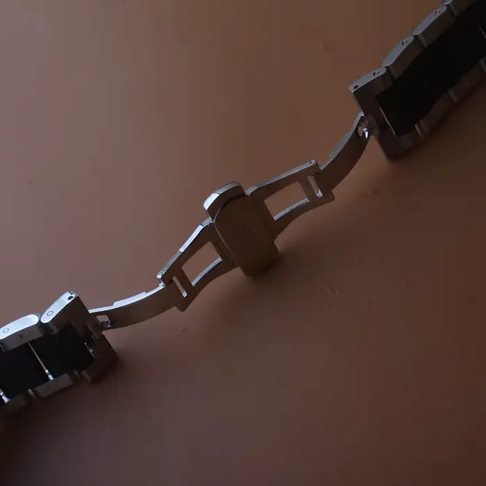 Bracelet de montre en acier inoxydable pour hommes et femmes