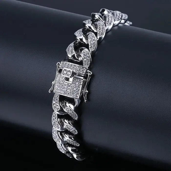 Bracelet de luxe en chaîne à maillons cubains glacés pour hommes